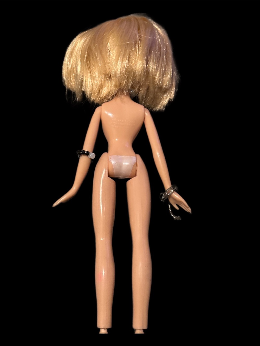 2001 Bratz Original Chloe Blonde Fashion Doll with Pink Makeup - Picture 6 of 13